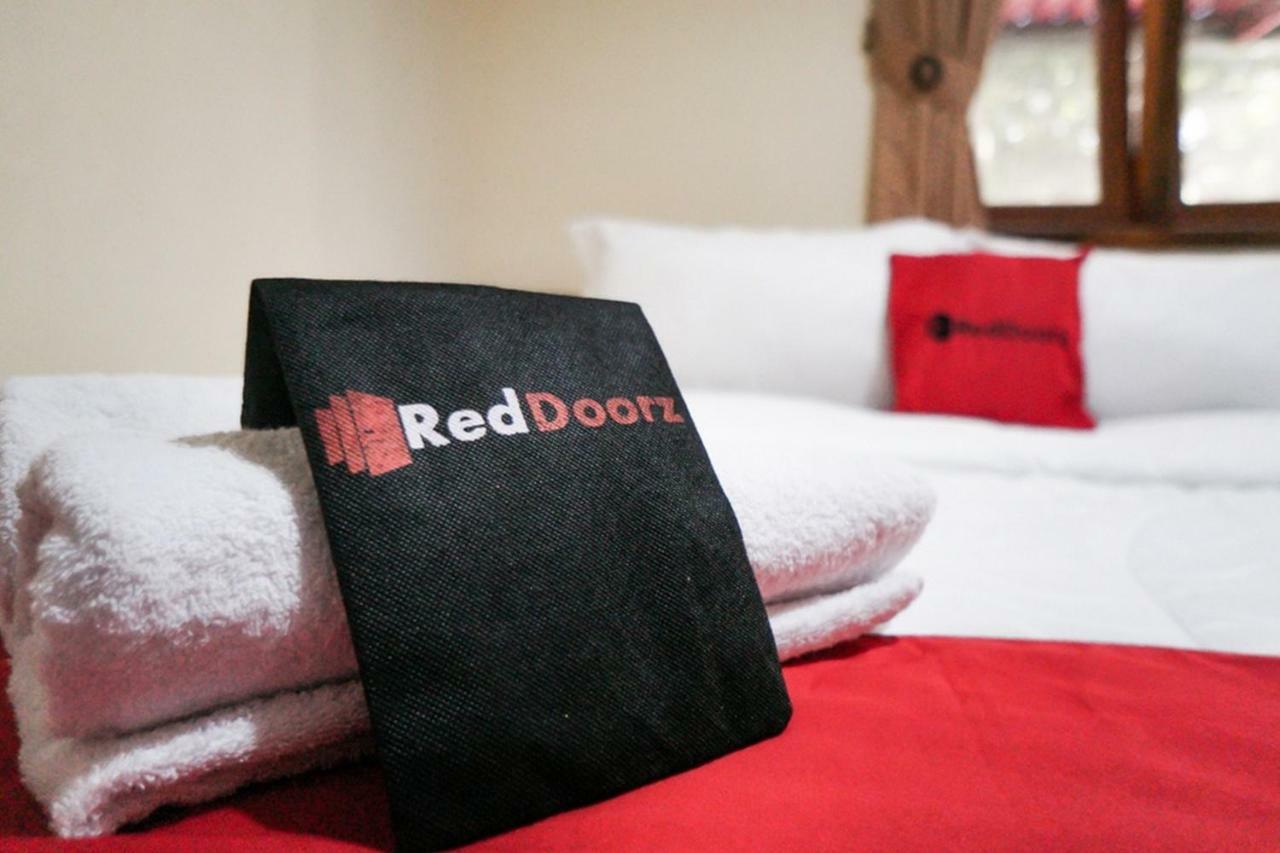 Reddoorz Syariah Near Exit Tol Malang Hotel Exterior foto